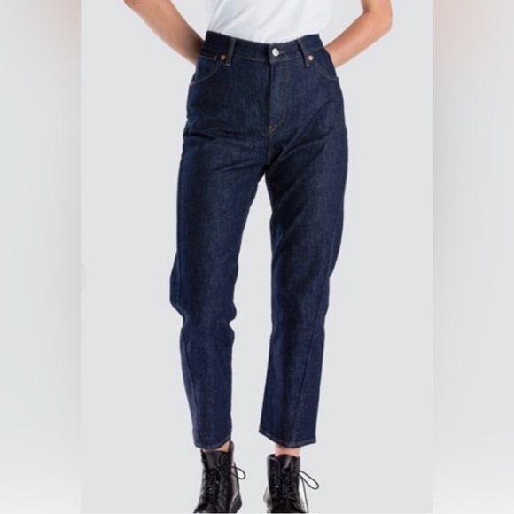 Levi’s Womens Engineered Jeans Slouch Taper Big E 90s LEJ Blue Wash Size 24 - Picture 1 of 12